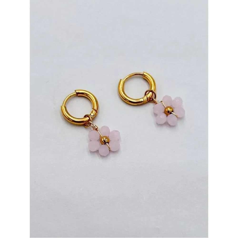 Gold Hoop Pink Flower earring A1831